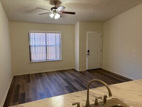 1812 W Tharpe St in Tallahassee, FL - Building Photo - Building Photo