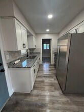 40027 Proud Mockingbird Rd in Zephyrhills, FL - Foto de edificio - Building Photo