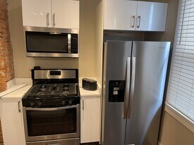 1715 Arlington Ave in Pittsburgh, PA - Building Photo