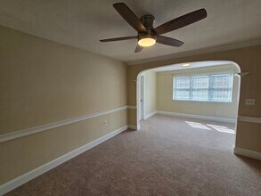 288 Pleasant St in Stoughton, MA - Building Photo - Building Photo