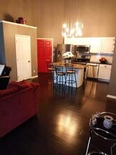 2012 11th Ave SE, Unit D in Rochester, MN - Foto de edificio - Building Photo