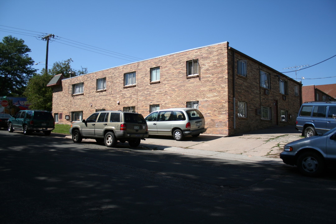 Woodside Apartments in Littleton, CO - Foto de edificio