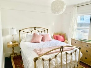 1122 9th St, Unit Petch Manor Apt. 2 in Eureka, CA - Building Photo - Building Photo