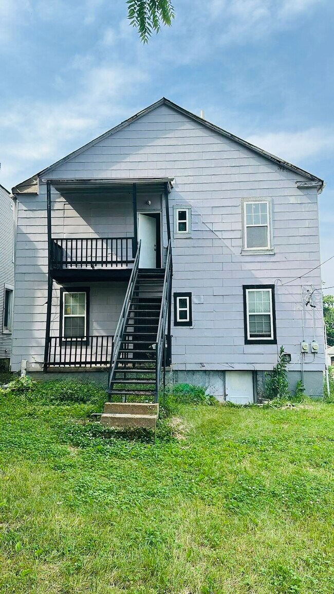 844 Canaan Ave in St. Louis, MO - Building Photo - Building Photo