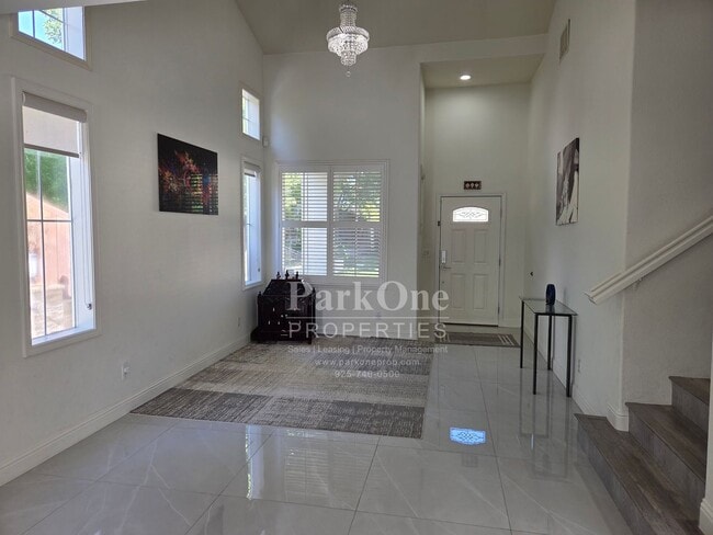 4782 Newhaven St in Dublin, CA - Building Photo - Building Photo