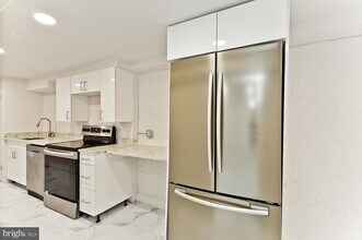 118 W St NW in Washington, DC - Building Photo - Building Photo