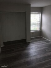9829 Walnut St-Unit -Unit O204 in Dallas, TX - Building Photo - Building Photo