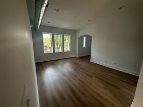 5504 N Kimball Ave in Chicago, IL - Building Photo - Building Photo