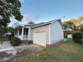 5136 Double Oaks Dr in Fayetteville, NC - Building Photo - Building Photo