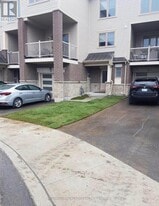 22 Ambereen Pl in Bowmanville, ON - Building Photo