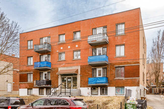 3740 Plamondon Av in Montréal, QC - Building Photo - Building Photo