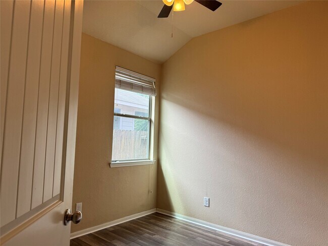 21614 Alexandria Forest Ct in Porter, TX - Foto de edificio - Building Photo