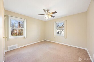 298 Newark Ave in Union, NJ - Building Photo - Building Photo