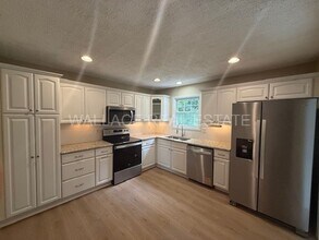 8915 Ripon Cir in Knoxville, TN - Building Photo - Building Photo