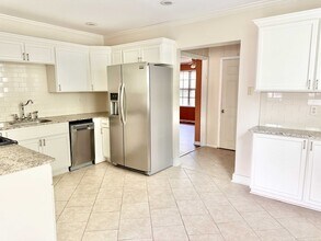 4717 Orchid St in Baton Rouge, LA - Building Photo - Building Photo