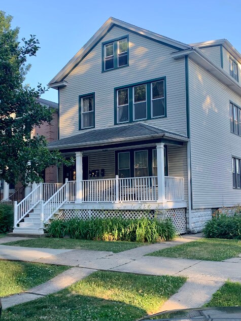 4823 W Gunnison St, Unit 1 in Chicago, IL - Foto de edificio
