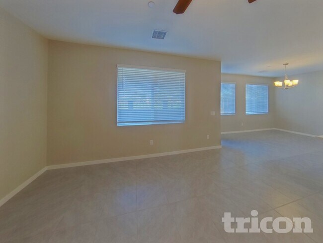 1318 N Parkcrest in Mesa, AZ - Building Photo - Building Photo