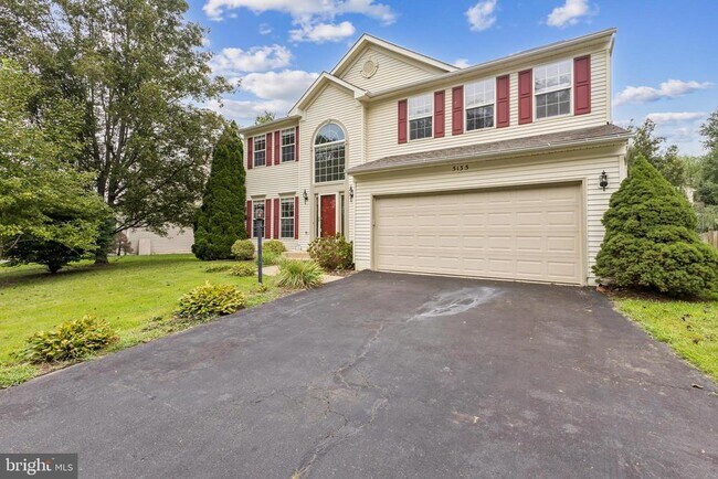 5135 Olivia Way in Montclair, VA - Building Photo - Building Photo