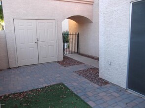 2019 W Lemon Tree Pl in Chandler, AZ - Building Photo - Building Photo