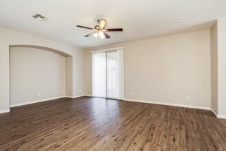 7909 S 73rd Ln in Phoenix, AZ - Building Photo - Building Photo
