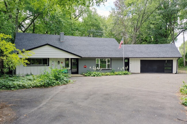 property at 22 Erin Ln