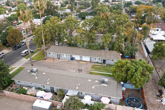 337 S Dearing Ave in Fresno, CA - Building Photo - Building Photo