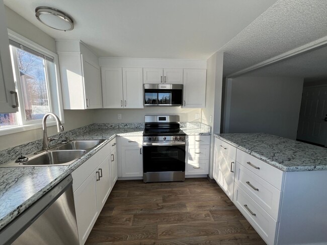 1501 Stellar Dr in Kenai, AK - Building Photo - Building Photo