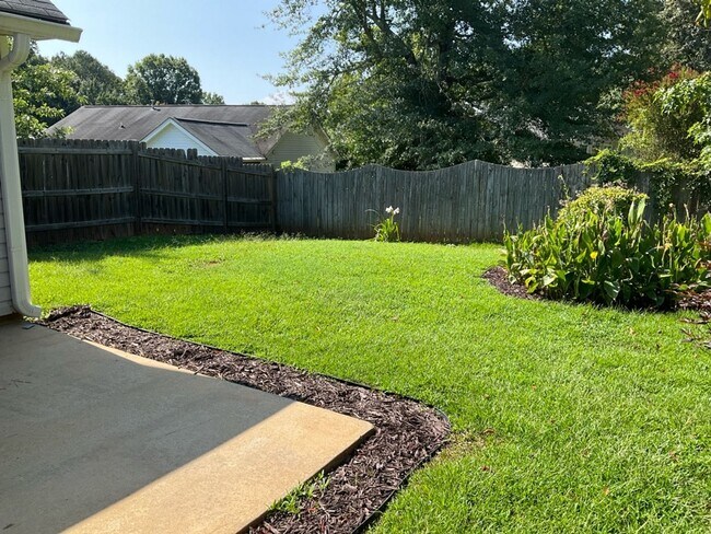 112 W Horn Ct in Chapin, SC - Building Photo - Building Photo