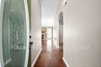 1296 Freedom Dr in Clarksville, TN - Building Photo - Building Photo