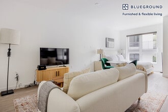 511 S Harbor Blvd in Los Angeles, CA - Building Photo - Building Photo