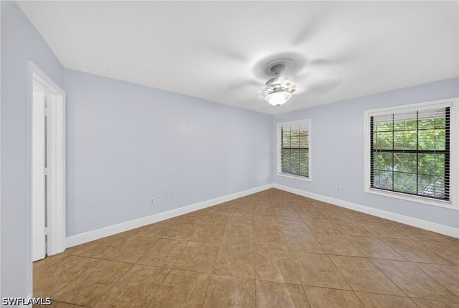 5270 Treetops Dr in Naples, FL - Building Photo - Building Photo