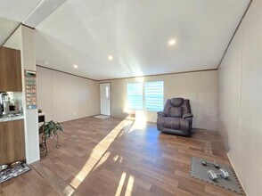 115 Private Rd 172 in Hillsboro, TX - Building Photo - Building Photo