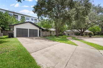 5422 Lincrest Ln in Houston, TX - Building Photo - Building Photo