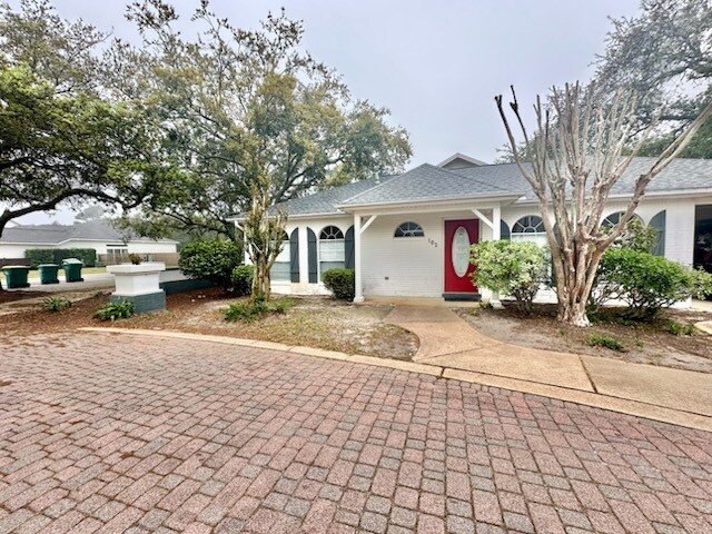 property at 3863 Indian Trail