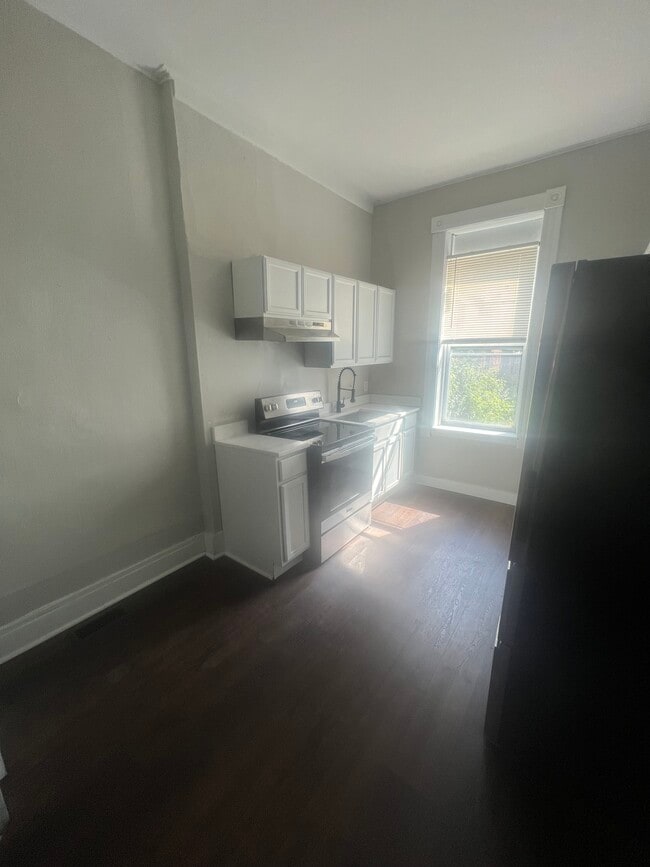 3016 California Ave, Unit 1F in St. Louis, MO - Foto de edificio - Building Photo