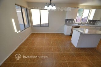 1469 S Western Skies Dr in Gilbert, AZ - Foto de edificio - Building Photo