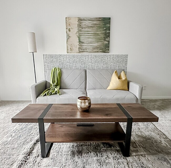 1071 Clayton Ln in Austin, TX - Building Photo - Building Photo