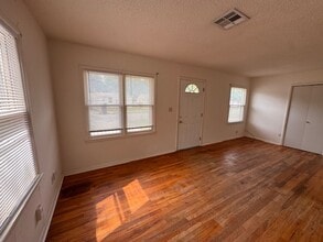 1224 Iowa St in Norman, OK - Building Photo - Building Photo