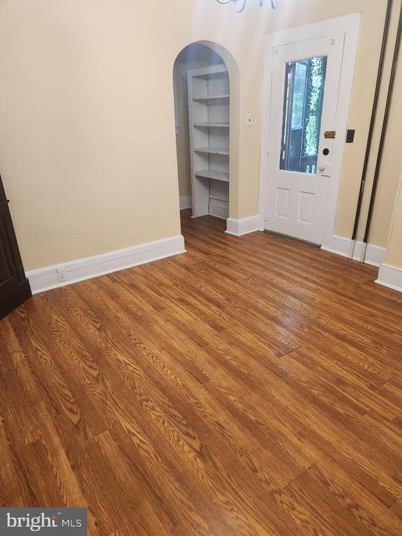 property at 322 S Maple Ave