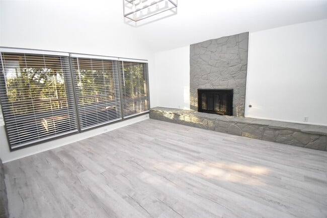property at 82 Harbor Ln