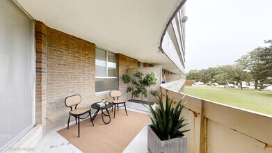 11 Catford Rd in Toronto, ON - Building Photo - Building Photo