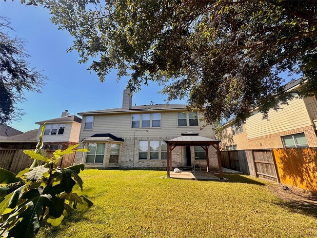 2819 Lake Shore Harbour Dr in Missouri City, TX - Building Photo - Building Photo