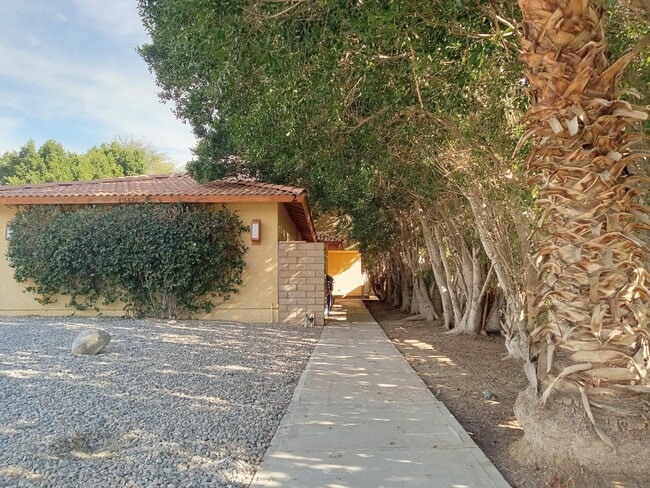 33662 Whispering Palms Trail in Cathedral City, CA - Building Photo - Building Photo