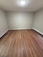 21 Elliott St in Newark, NJ - Building Photo - Building Photo