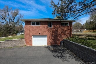 111 Zandhoek Rd in Hurley, NY - Building Photo - Building Photo