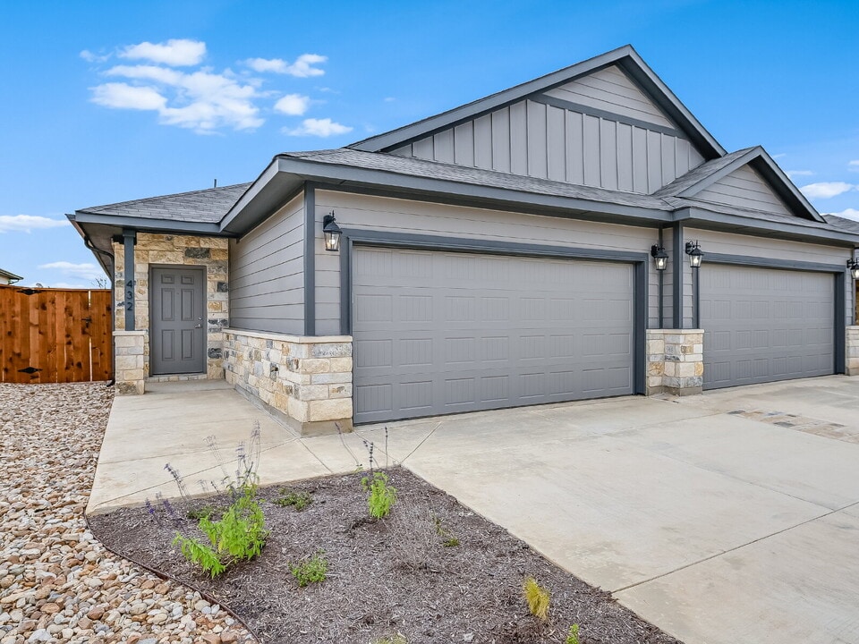 432 Parkline Dr in Georgetown, TX - Foto de edificio