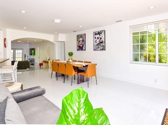 201 189th St in Sunny Isles Beach, FL - Foto de edificio - Building Photo