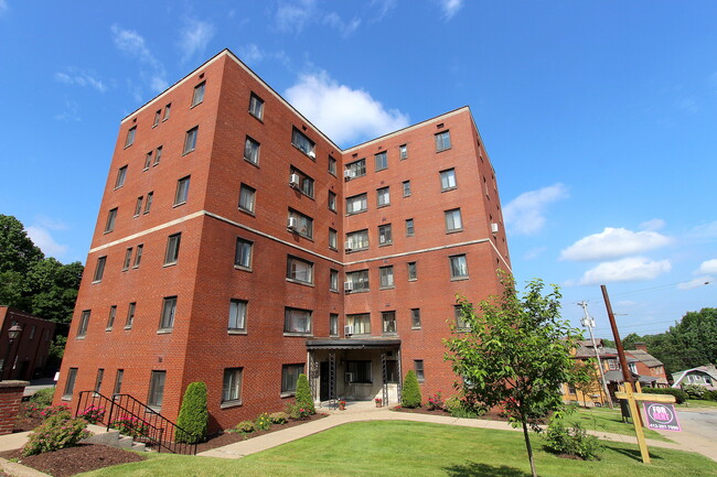 Fieldbrook Apartments in Pittsburgh, PA - Building Photo - Building Photo