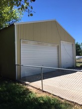 Yellow Triplex in Syracuse, UT - Building Photo - Building Photo