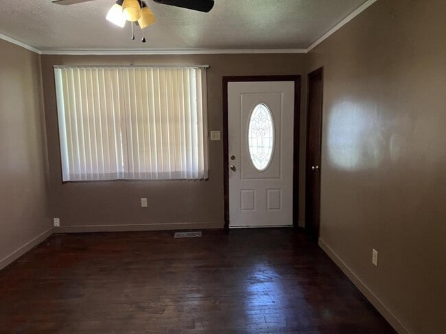 1223 Marydale Dr in Jackson, MS - Building Photo - Building Photo